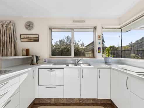 4 Persico Way, The Wood