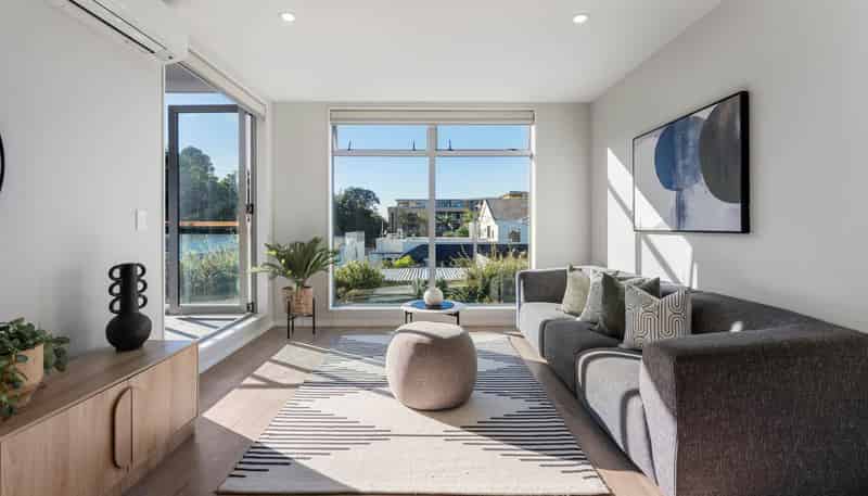205/19 Bute Road, Browns Bay