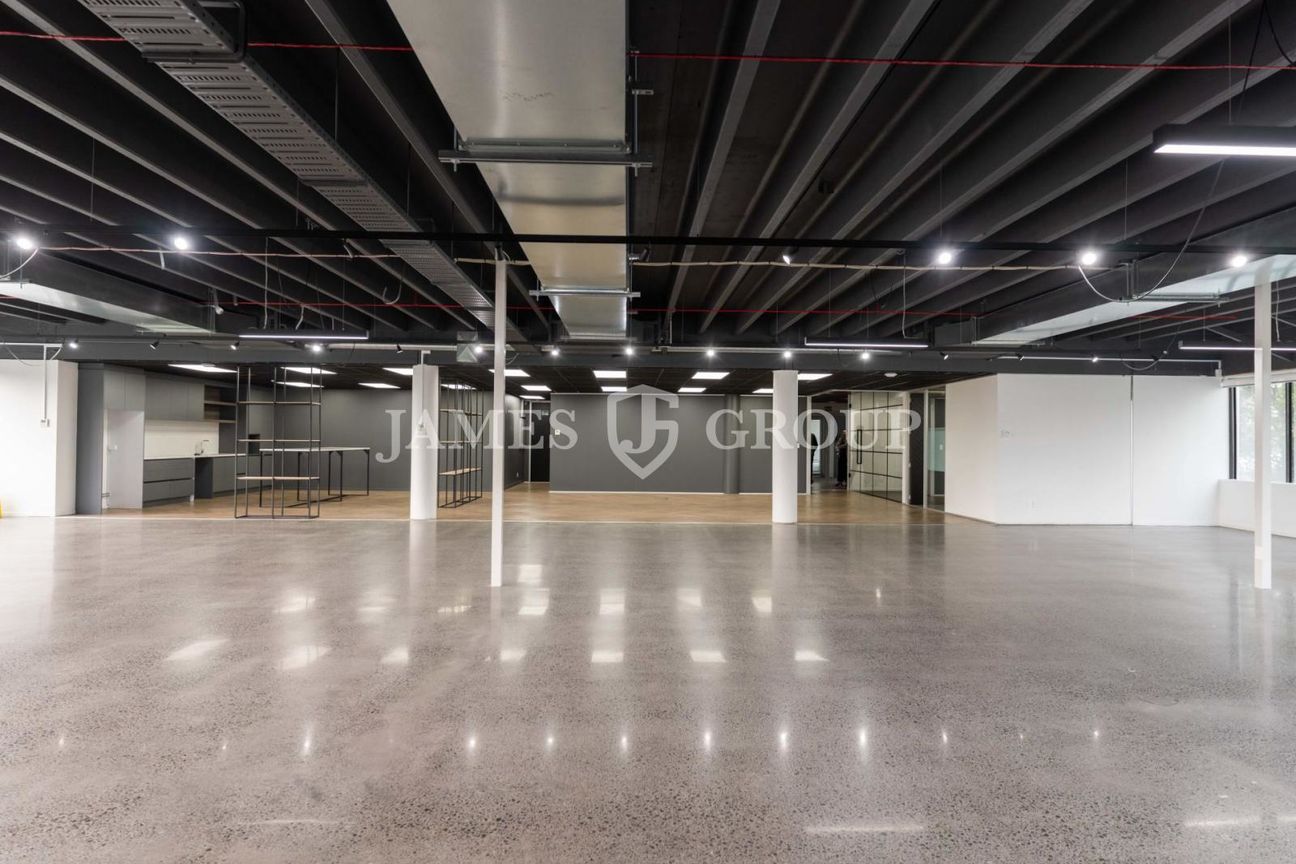 MODERN GRAFTON OFFICE WITH FLEXIBLE FIT-OUT - Widok 3