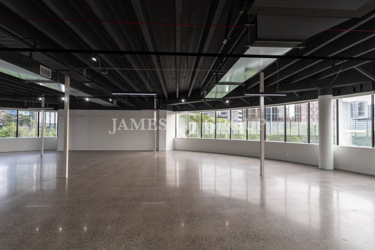 MODERN GRAFTON OFFICE WITH FLEXIBLE FIT-OUT - Widok 5