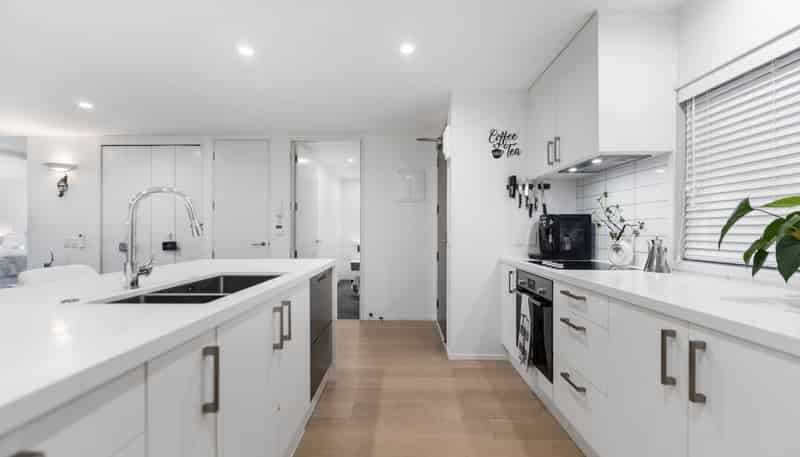 102/252 Centreway Road, Orewa