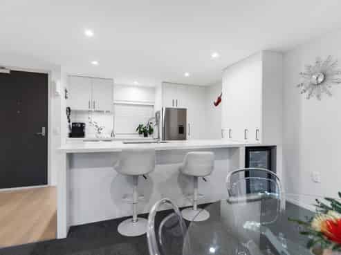 102/252 Centreway Road, Orewa