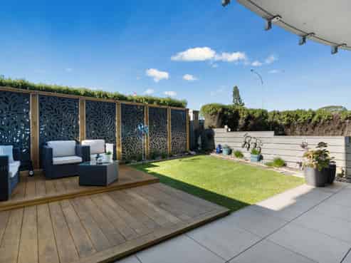 102/252 Centreway Road, Orewa