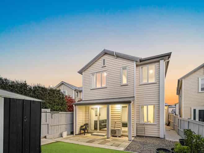 20 Warbler Crescent, Papakura