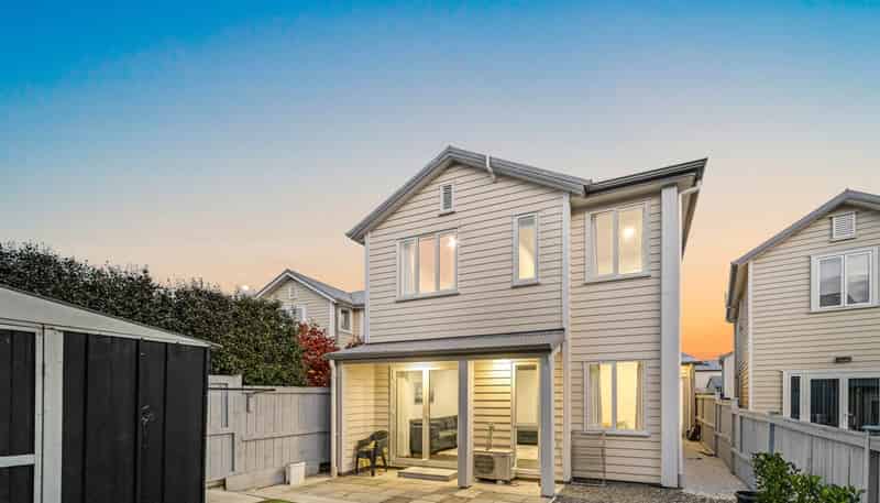 20 Warbler Crescent, Papakura