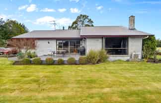 113 Company Road, Newland