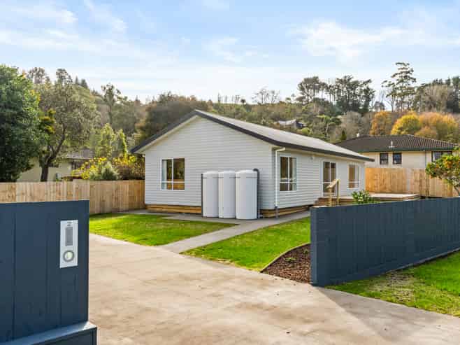 2 Sunvale Crescent, Whataupoko