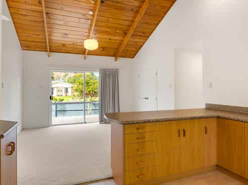 2 Sunvale Crescent, Whataupoko