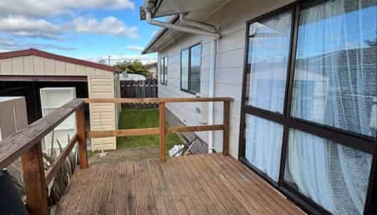 18B Brookland Road, Western Heights