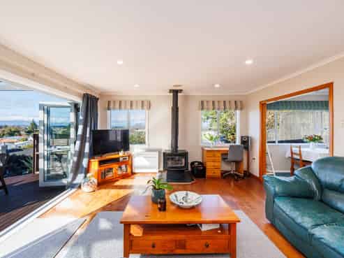 120 West Street, Feilding