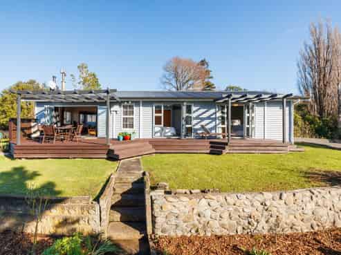 120 West Street, Feilding