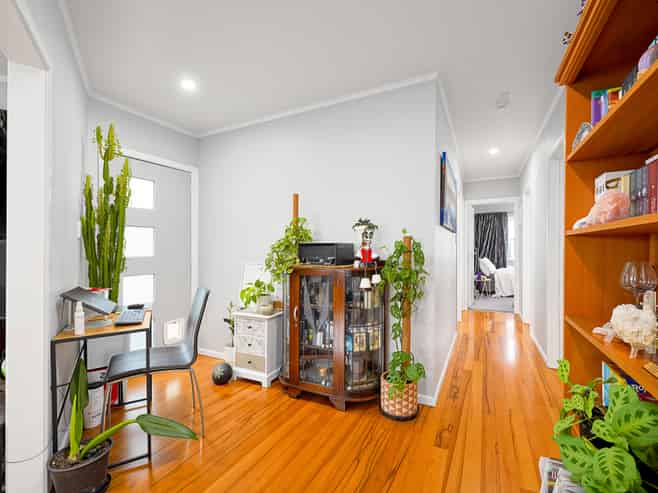 5 Edgewood Way, Henderson