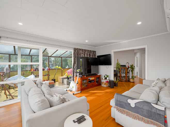 5 Edgewood Way, Henderson