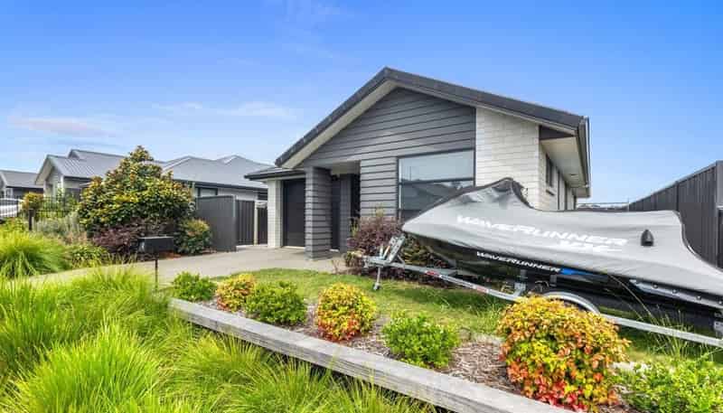 8 Ash Lane, Omokoroa, Bethlehem