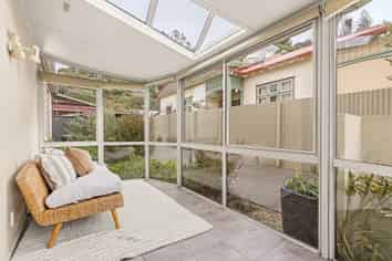 8a Nayland Street, Sumner
