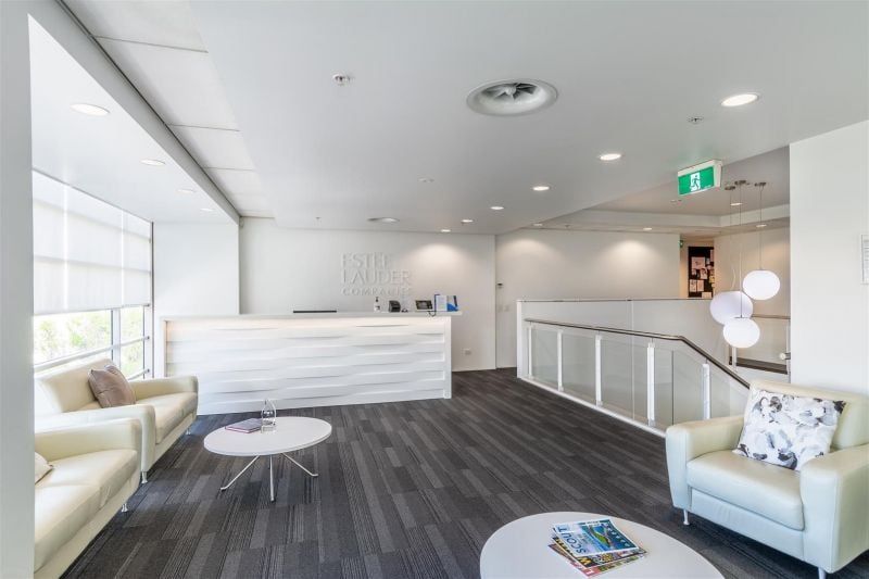 Corporate HQ on Vestey Drive – pohled 6