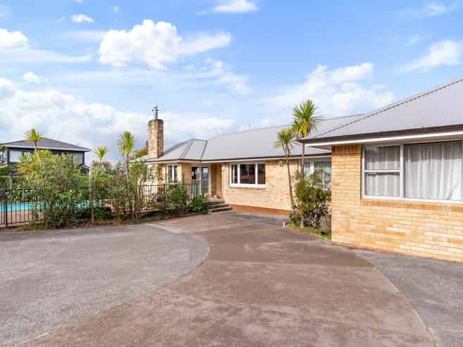 68 Raleigh Road, Northcote