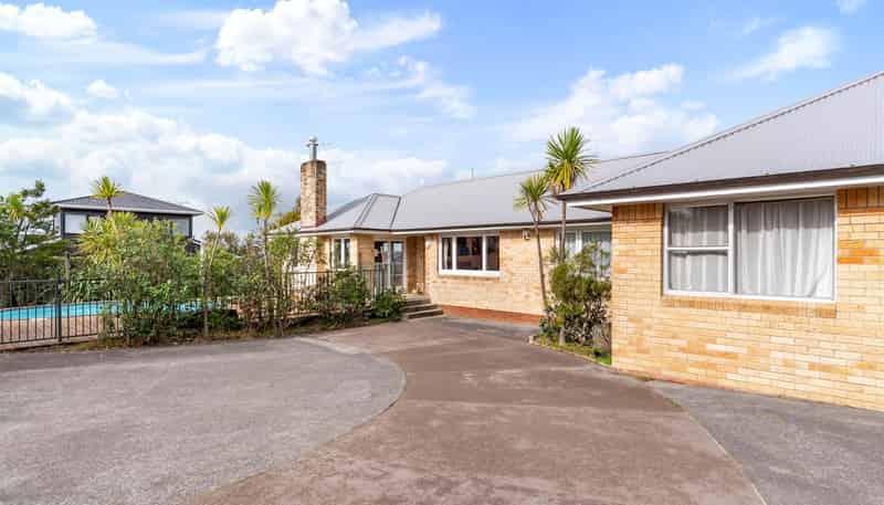 68 Raleigh Road, Northcote
