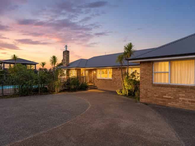 68 Raleigh Road, Northcote