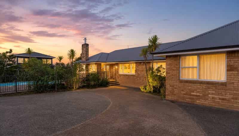 68 Raleigh Road, Northcote
