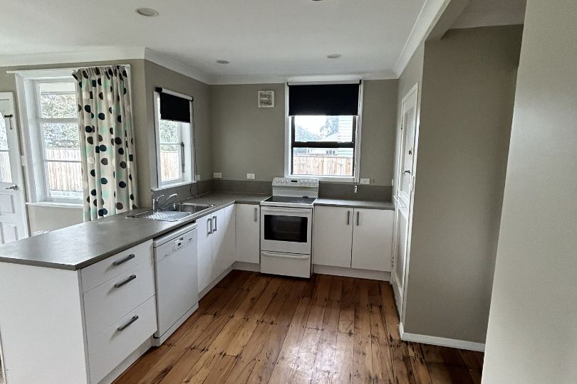 Spacious & Accessible 3-Bedroom Family Home – pohled 2