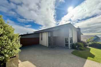 9 Woodridge Drive, Stanmore Bay