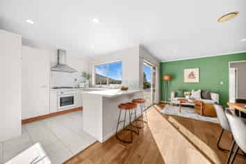 34 Rush Creek Drive, Westgate
