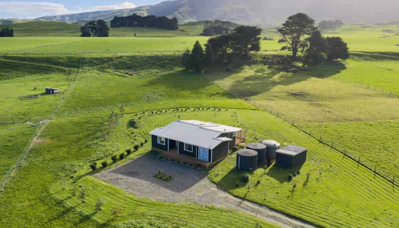 627 Pinfold Road, Woodville