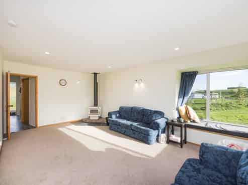 627 Pinfold Road, Woodville