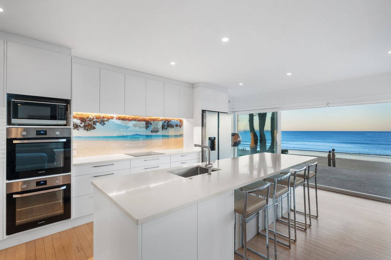 Beachfront Living, Future Possibilities - Aanzicht 5