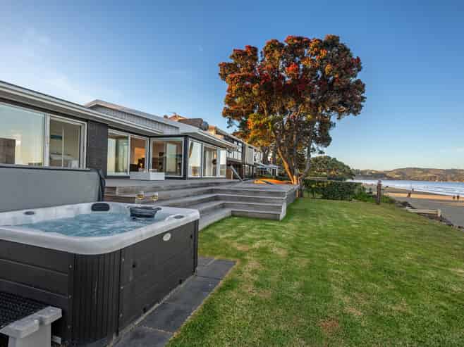 305 Hibiscus Coast Highway, Orewa