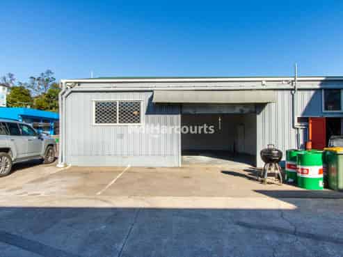 Excellent Browns Bay Warehouse 