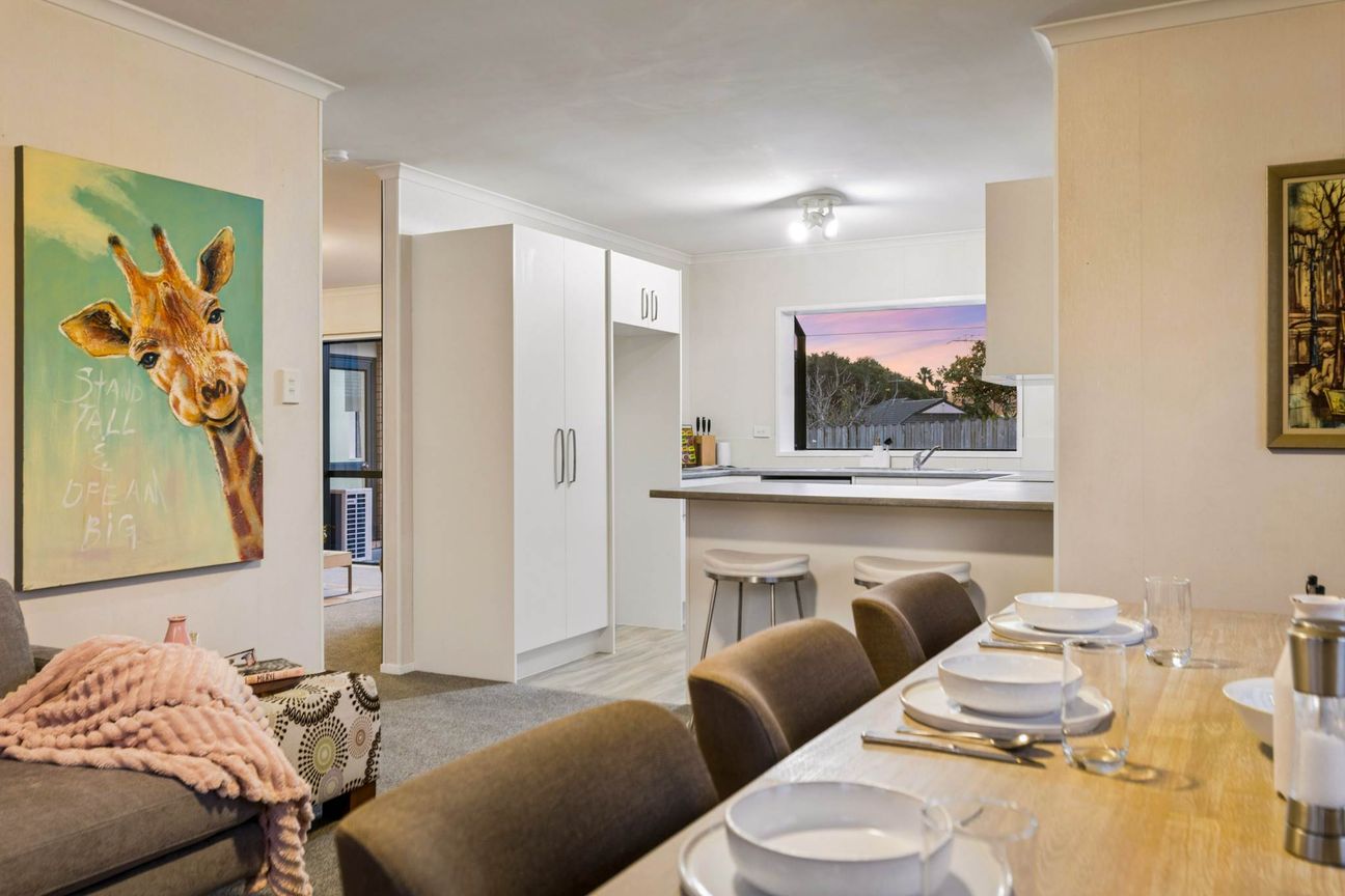 Deadline 15 July @4pm Calling mid $900,000s buyers - Widok 4