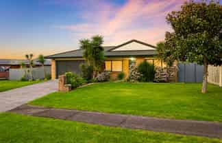 42  Medvale Avenue, Flat Bush
