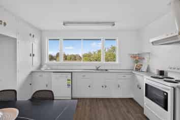93 Gayhurst Road, Dallington