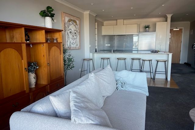 Fully Furnished Beachside Living - Więcej