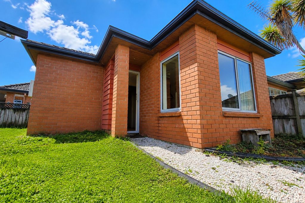 BURSWOOD, 2 BEDROOMS 1