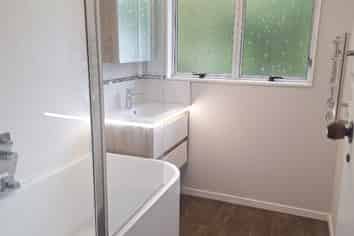 1/178 Major Drive, Kelson