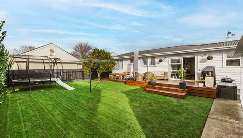 19 Frickleton Street, Taradale