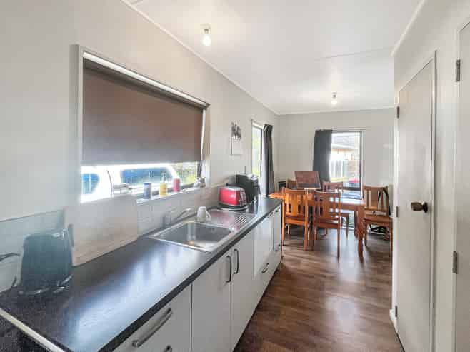 811A Oliphant Road, Raureka