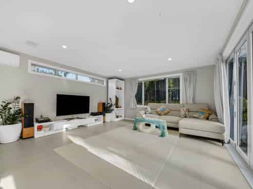 77D Namata Road, One Tree Hill