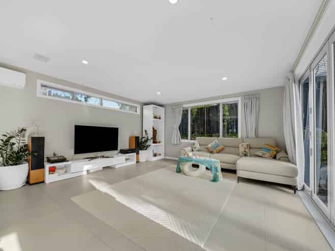 77D Namata Road, One Tree Hill