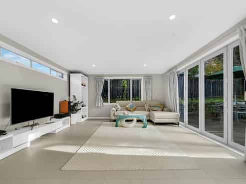 77D Namata Road, One Tree Hill