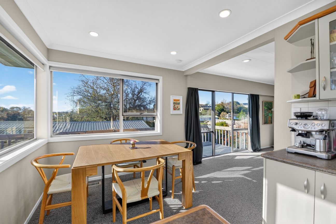Elevated Aberdeen Family Living - View 5