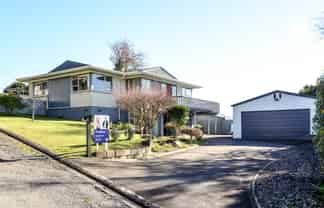 10 Hazelwood Avenue, Dinsdale