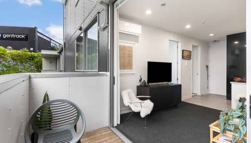306/22 Fisher-Point Drive, Freemans Bay