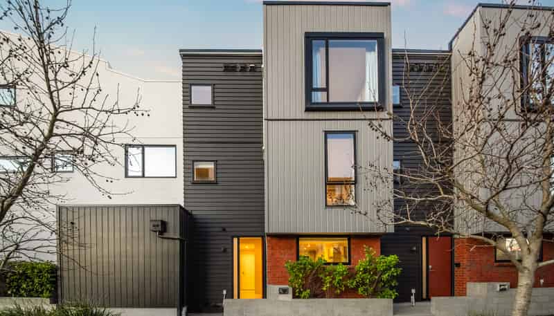 74 Squadron Drive, Hobsonville