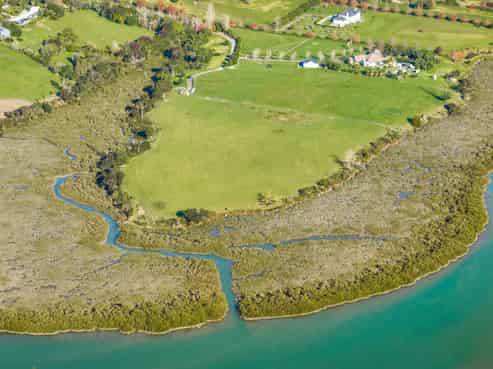167 Lennon Access Road, Stillwater