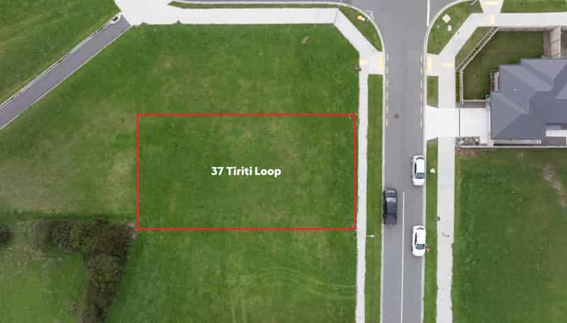 37 Tiriti Loop, Otaki