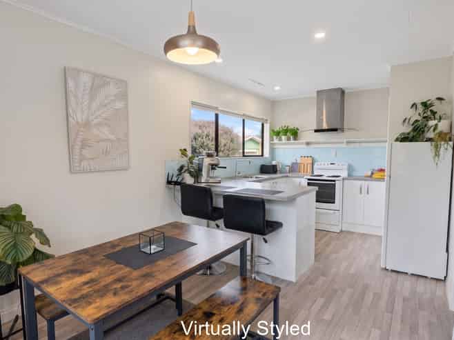 2/240 Songer Street, Stoke